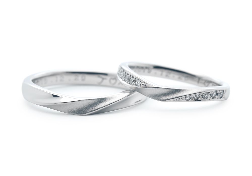 ふたひねりの手作り結婚指輪