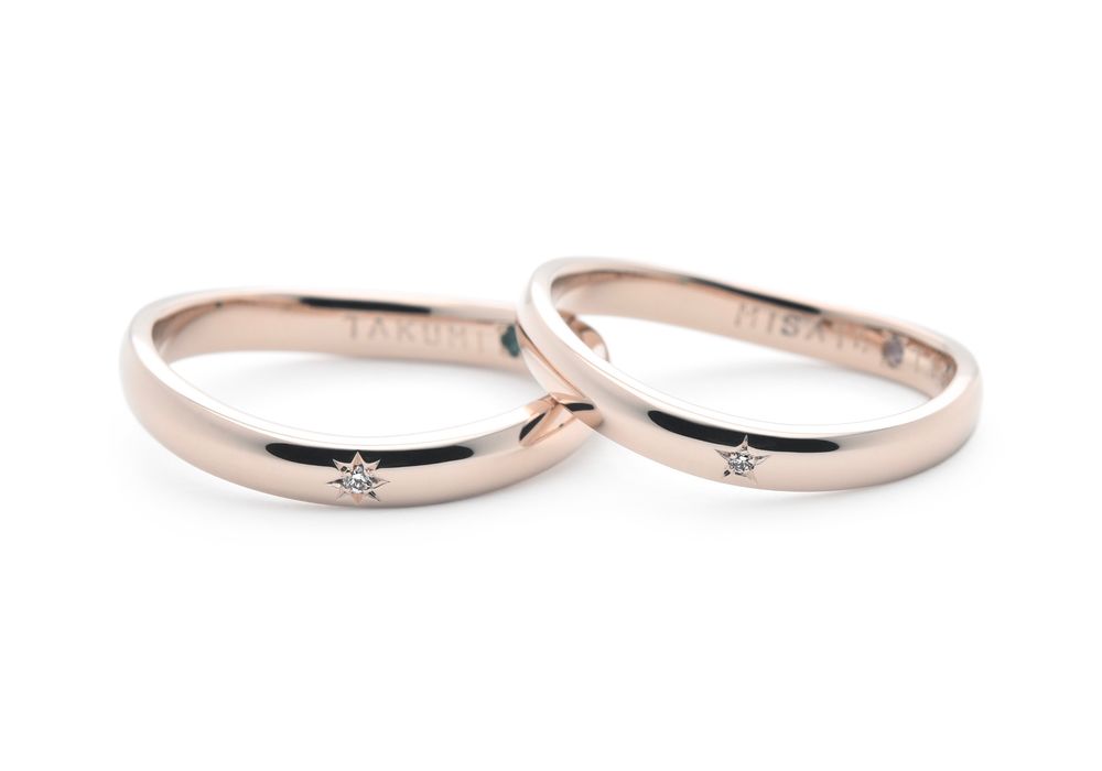 ダイヤが輝くローズゴールドの手作り結婚指輪 O様ご夫婦