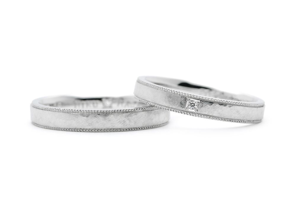 細かいミルとアンティークの手作り結婚指輪 K様ご夫婦