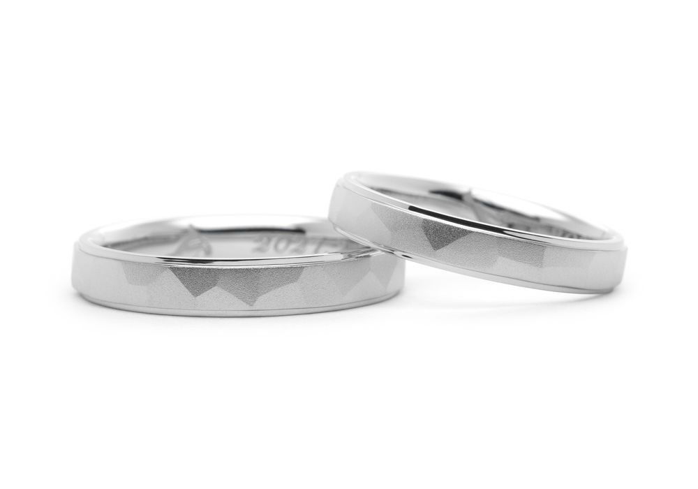 結婚指輪カクカクしているデザインhamriハムリ