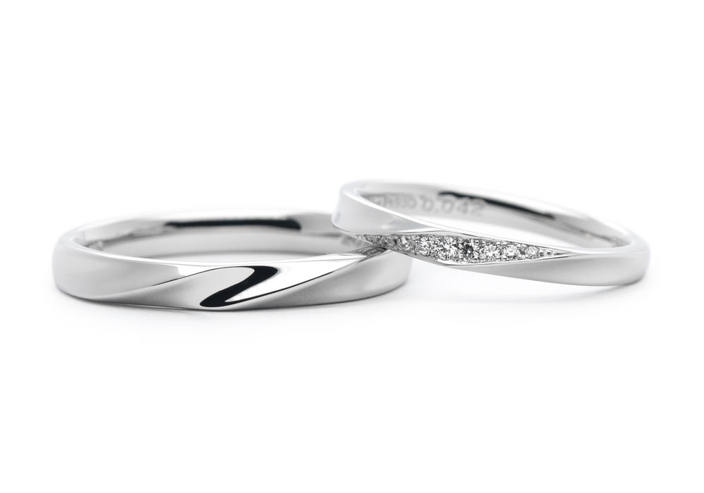 結婚指輪手作りプラチナふたひねり鏡面仕上げ加工Hamriハムリ