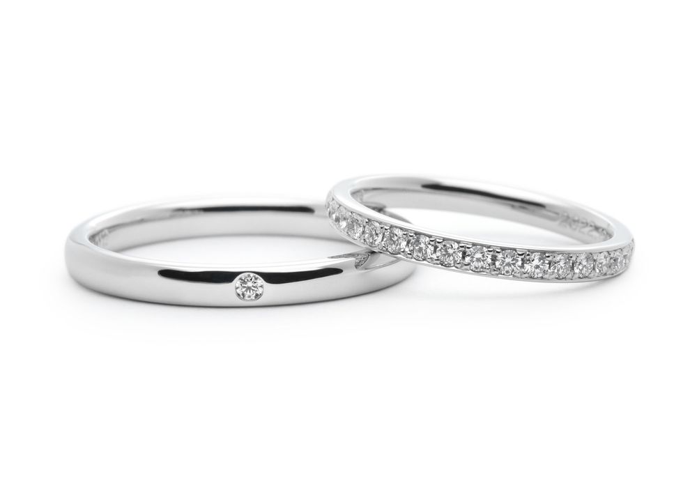 ハーフエタニティとシンプルな甲丸をペアにした手作り結婚指輪