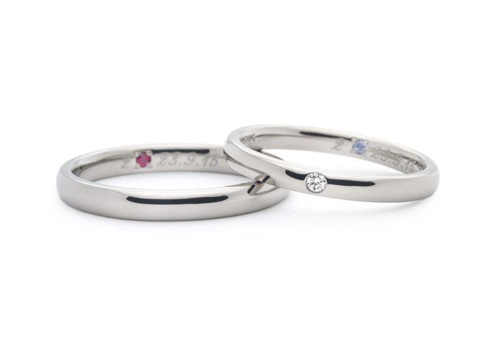 丸みのあるストレートのシンプルな手作り結婚指輪