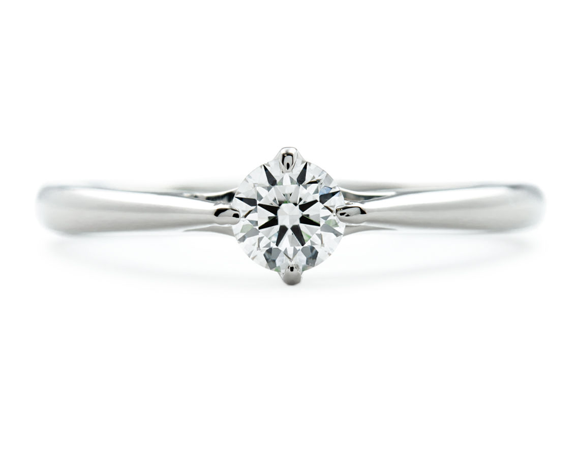 細いアームが美しい手作り婚約指輪