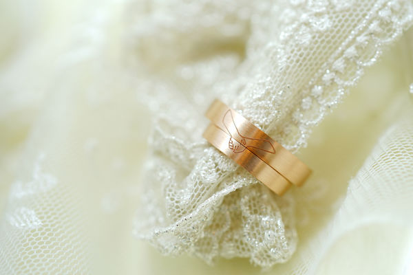 結婚指輪におけるゴールドの意味と選び方