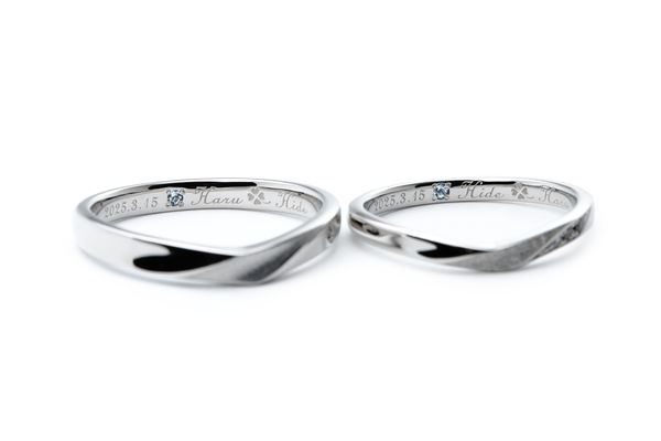 プラチナのV字ひねりオーダーメイド結婚指輪