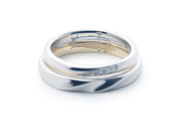 ヘリコプターモチーフの手作り結婚指輪