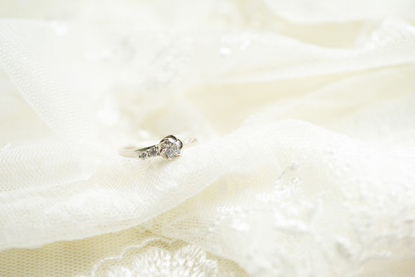 婚約指輪 おしゃれなデザイン特集