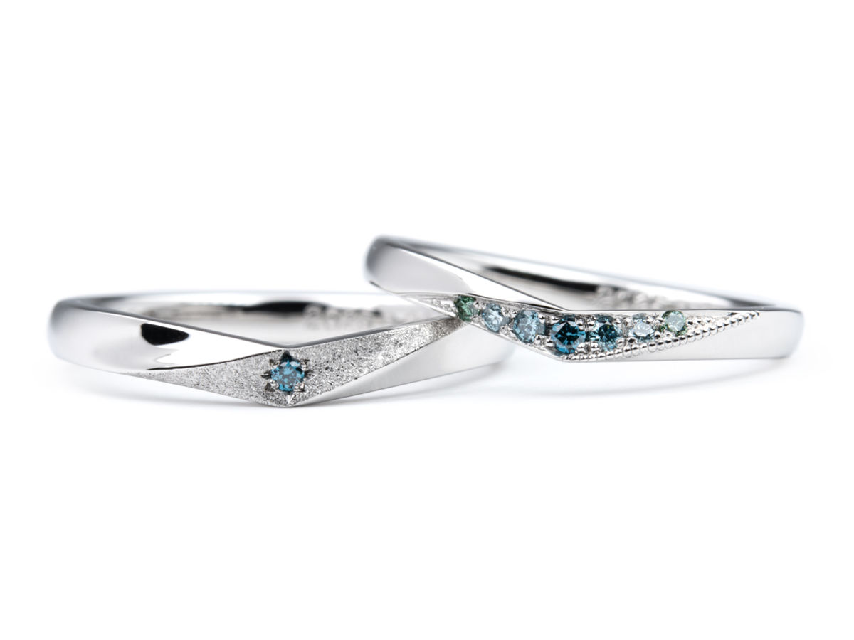 ブルーグリーンのグラデーションがとても素敵な手作り結婚指輪
