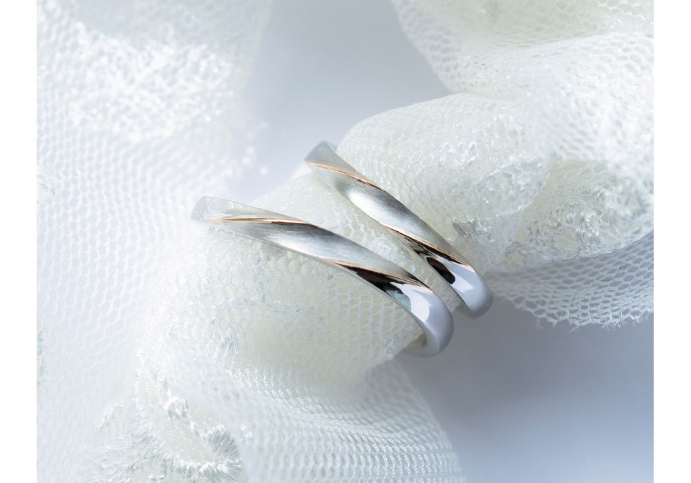 ダブルラインコンビネーションの手作り結婚指輪