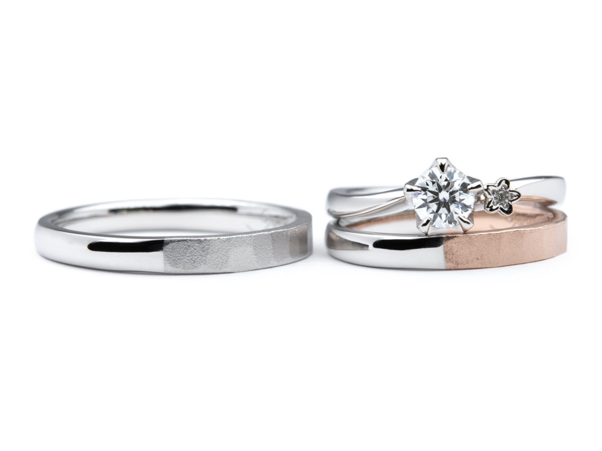 ハンマーの結婚指輪とお花の婚約指輪オーダーメイド手作りセットリング