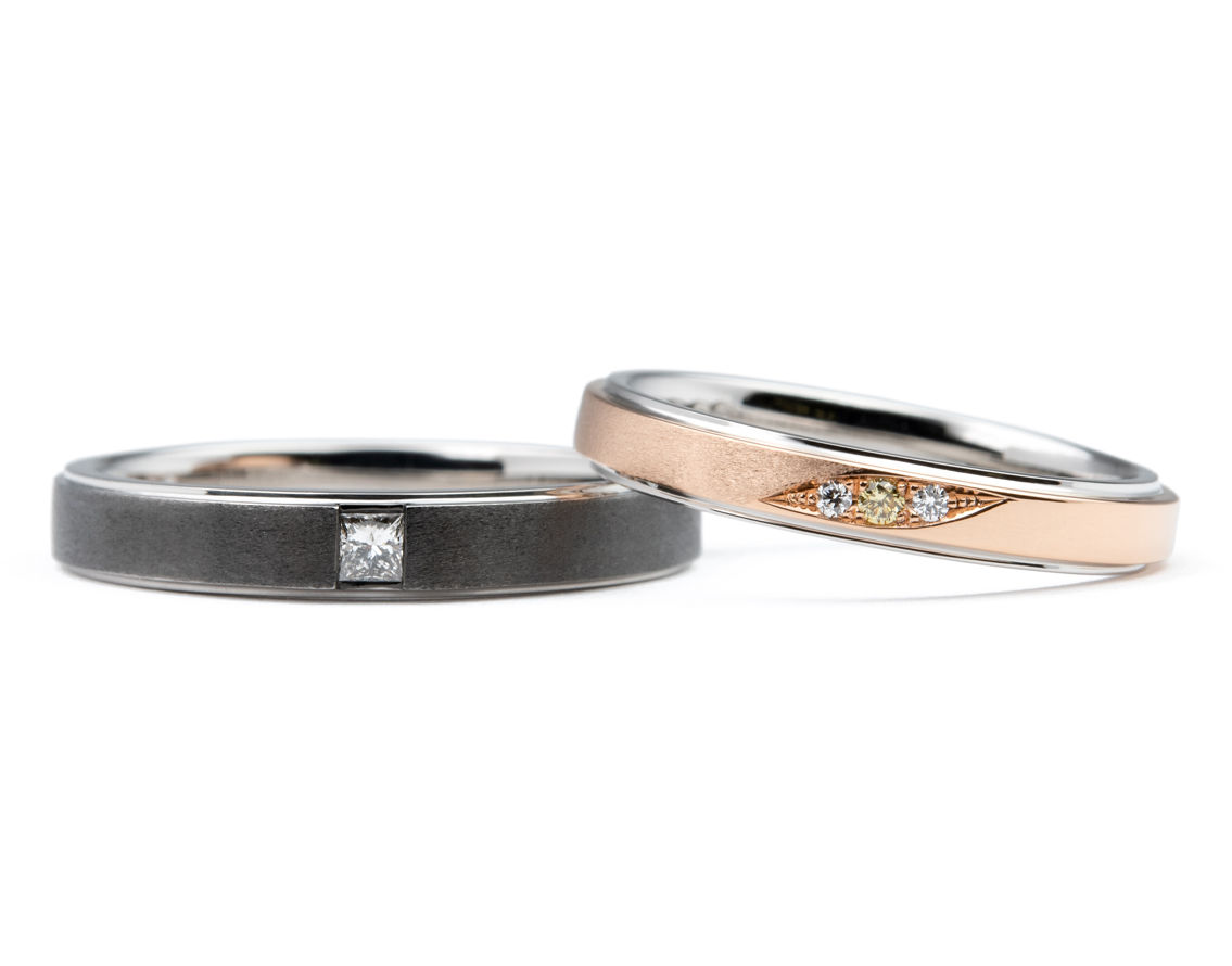 内側と外側で２種類の金属・加工を施した手作り結婚指輪