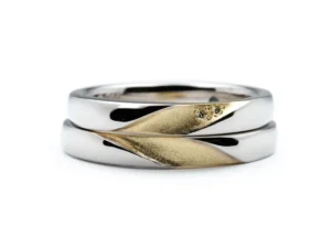 生命の息吹を感じる双葉をイメージした手作り結婚指輪