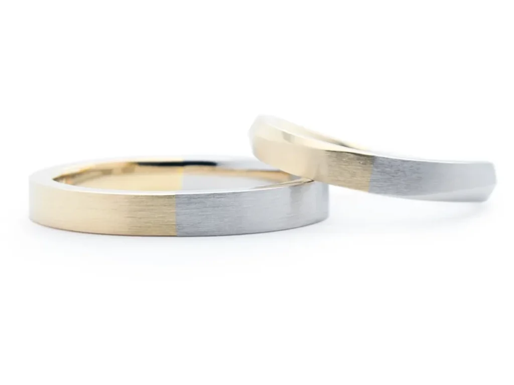 流れが美しく、こだわりのコンビネーションリングの手作り結婚指輪 S様&K様