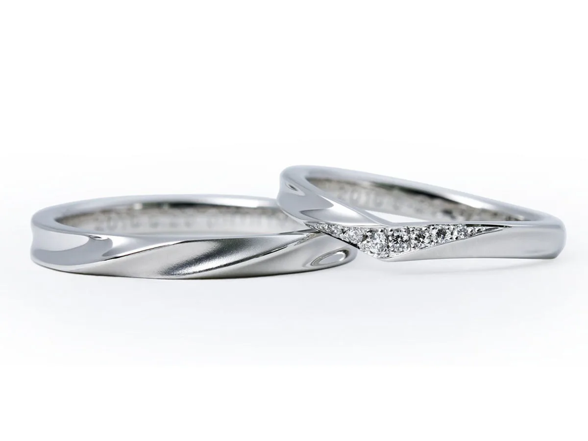 ふたひねりデザインの手作り結婚指輪 D様&C様