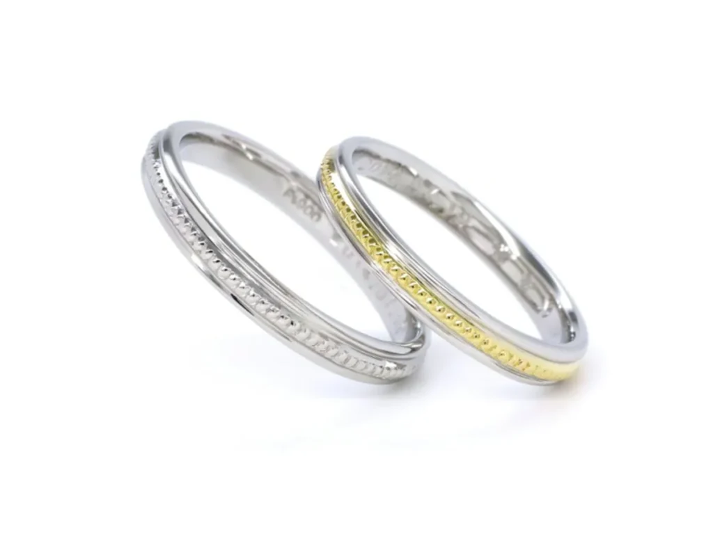 アンティーク加工にミルのラインが入った手作り結婚指輪 高橋さまご夫婦 2014.12.01