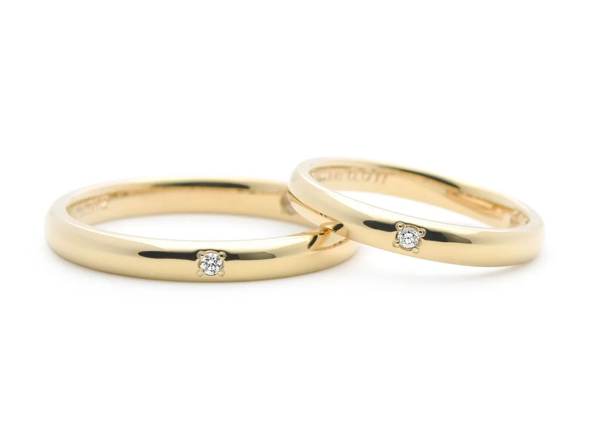 ゴールドのシンプルな甲丸の手作り結婚指輪