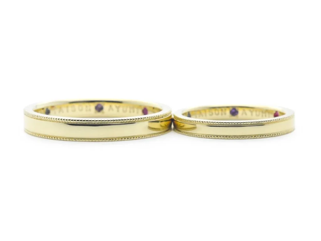 鮮やかなライムゴールドにミルグレインが施された手作り結婚指輪2019.12.24
