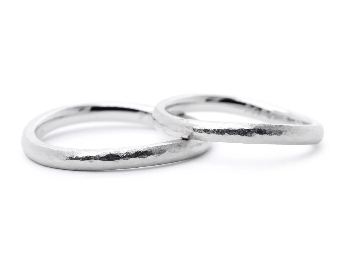 細身のウェーブにアンティーク加工を施した手作り結婚指輪 東京 N様ご夫婦 2020.05.01