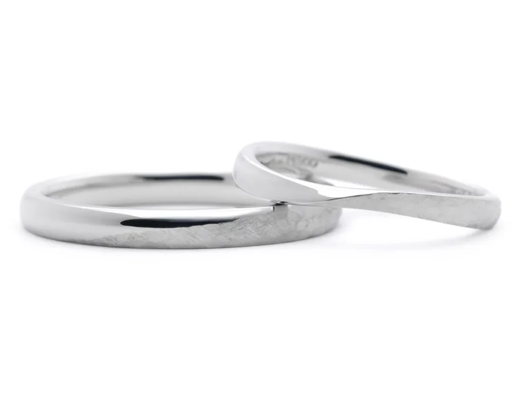 ひねりにアンティーク加工を施した手作り結婚指輪2021.02.13