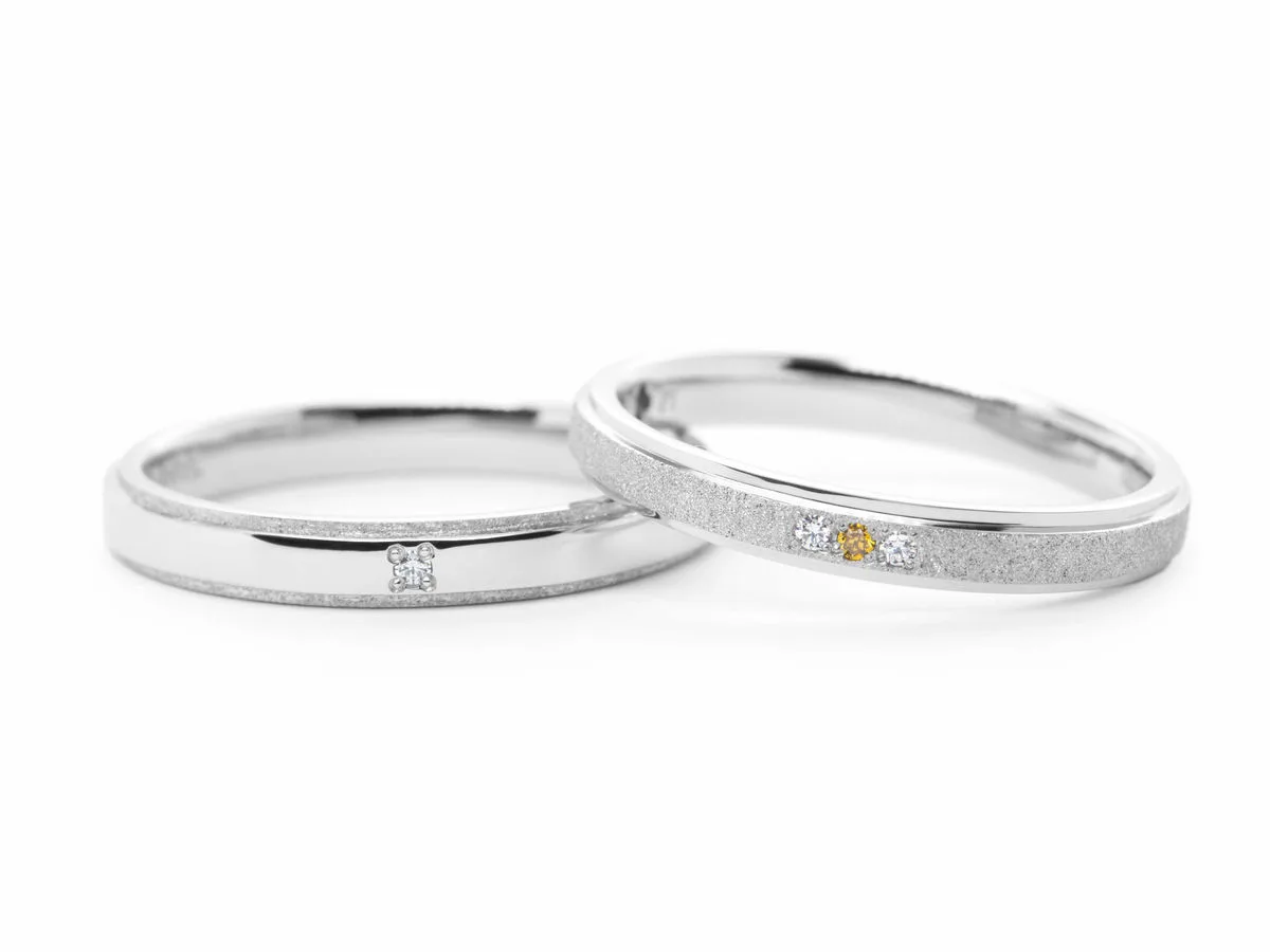 ペア感のある鏡面とスターダスト加工の手作り結婚指輪 茨城 Ryoji&Miki 2023.09.02