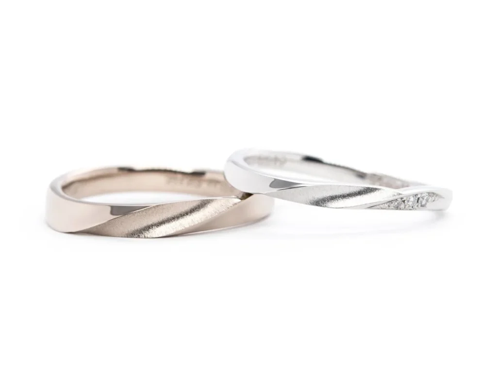 ウェーブひねりにダイヤポイント加工を施した手作り結婚指輪 東京 Kyohei&Saya 2023.09.17