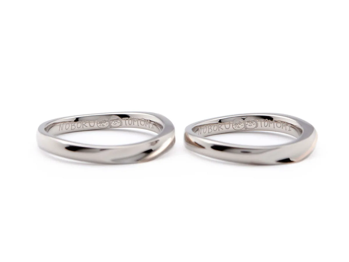 ホワイトゴールドにスターダスト加工の手作り結婚指輪 2
