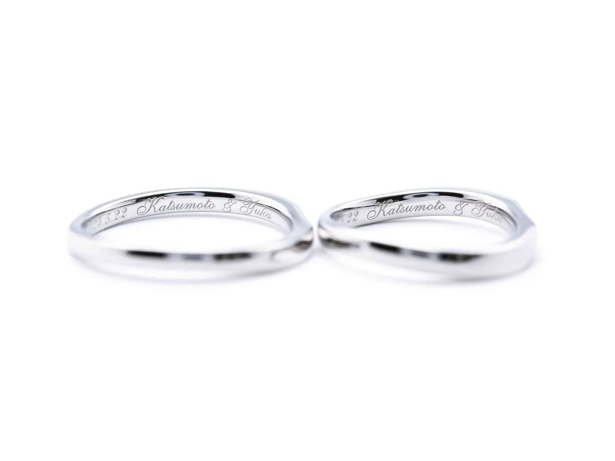 重ねて繋がるふたひねりの手作り結婚指輪  (24032419960729) 2