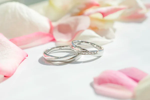 結婚指輪 クロスデザイン特集