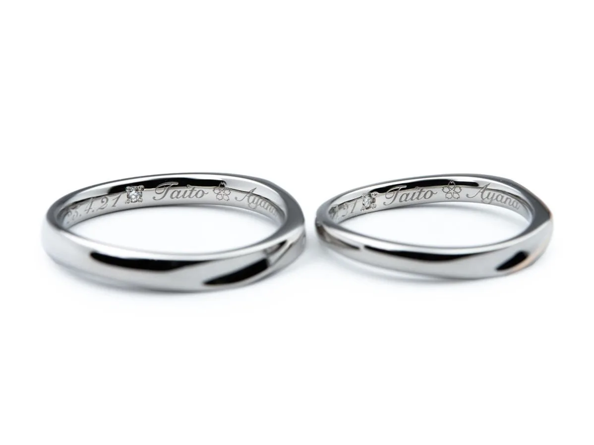 婚約指輪に合わせたウェーブで作ったふたひねりの手作り結婚指輪 2