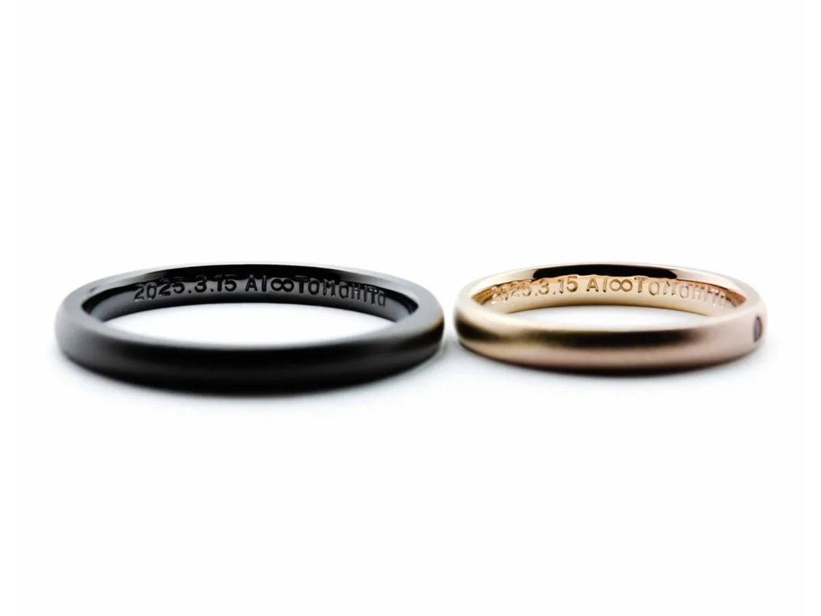 ブラックメッキのスタイリッシュなデザインとリバーシブルで楽しめるコンビネーションの結婚指輪 3