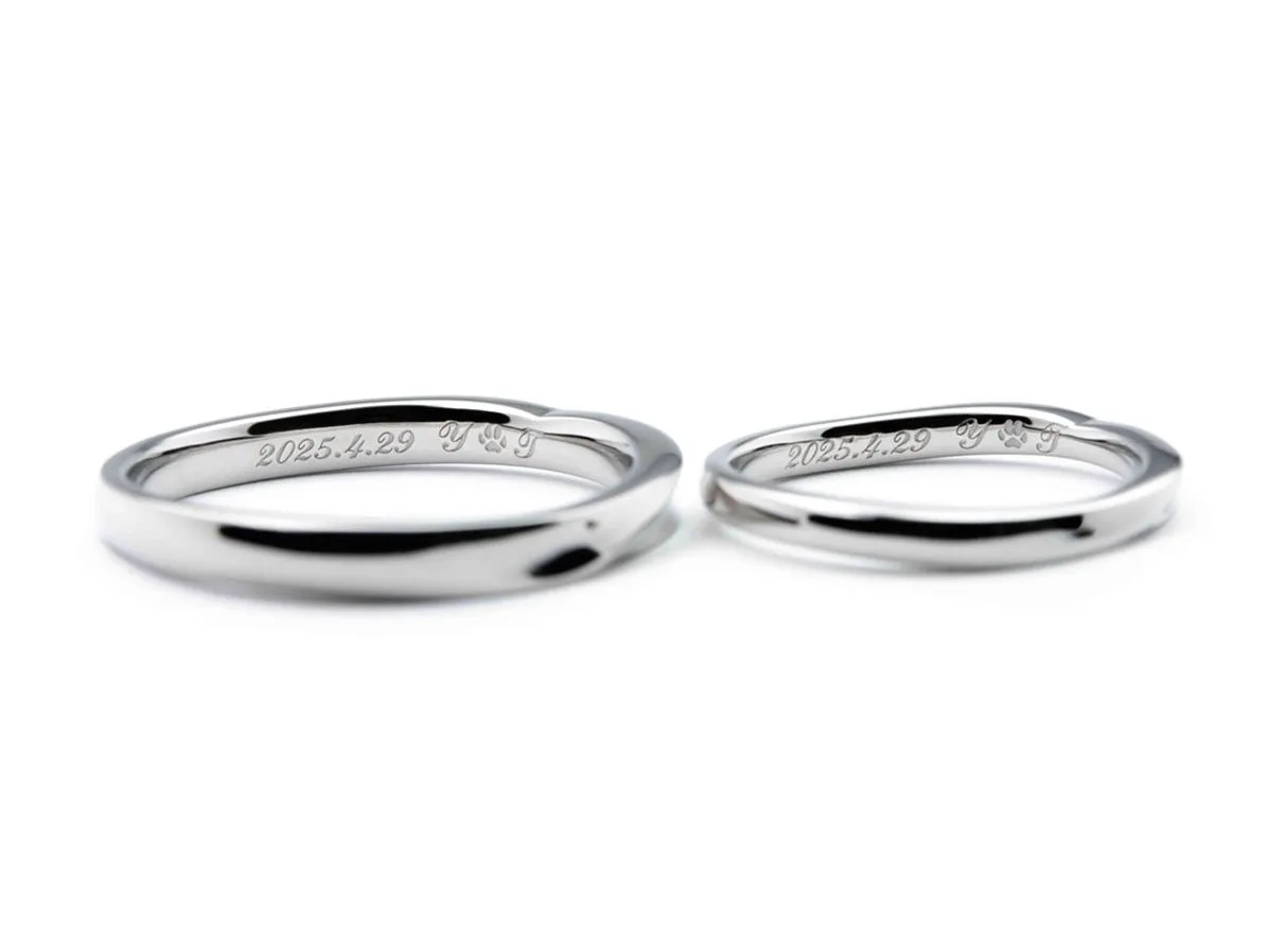 ゆったりとしたウェーブ感が綺麗なふたひねりのオーダーメイド結婚指輪 2