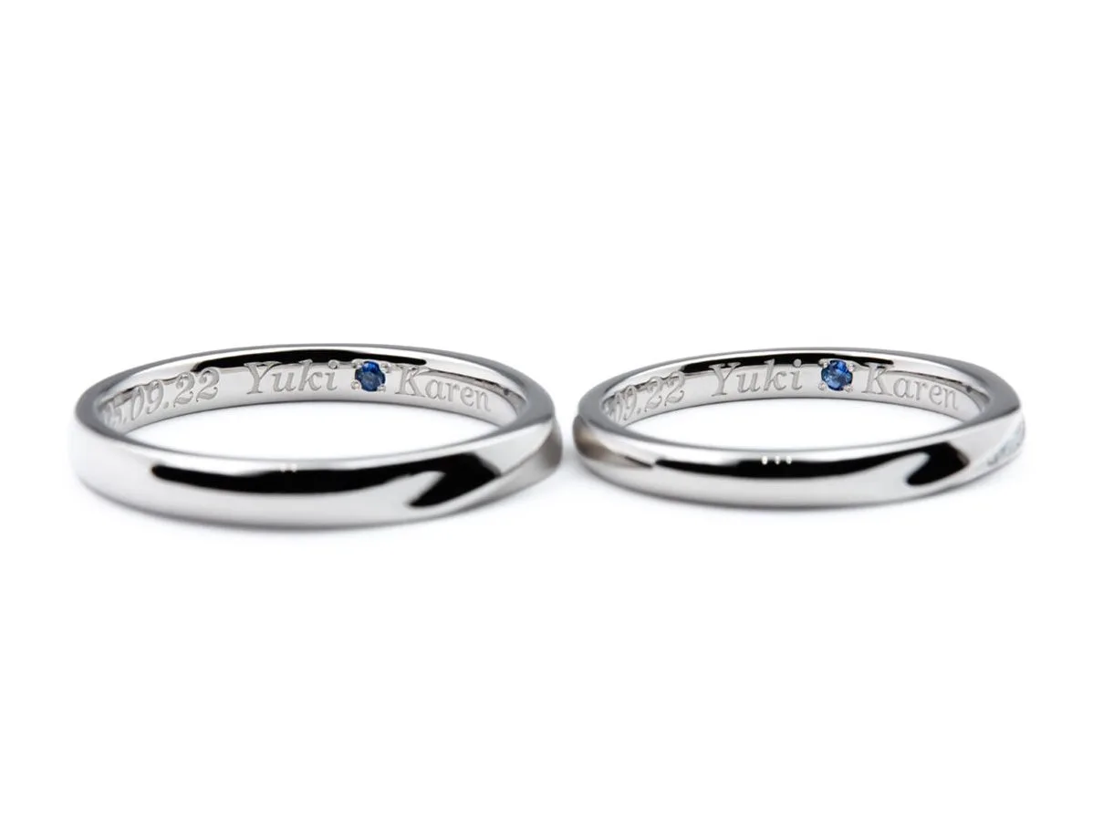 ふたひねりにブルーダイヤモンドがお揃いの手作り結婚指輪 2