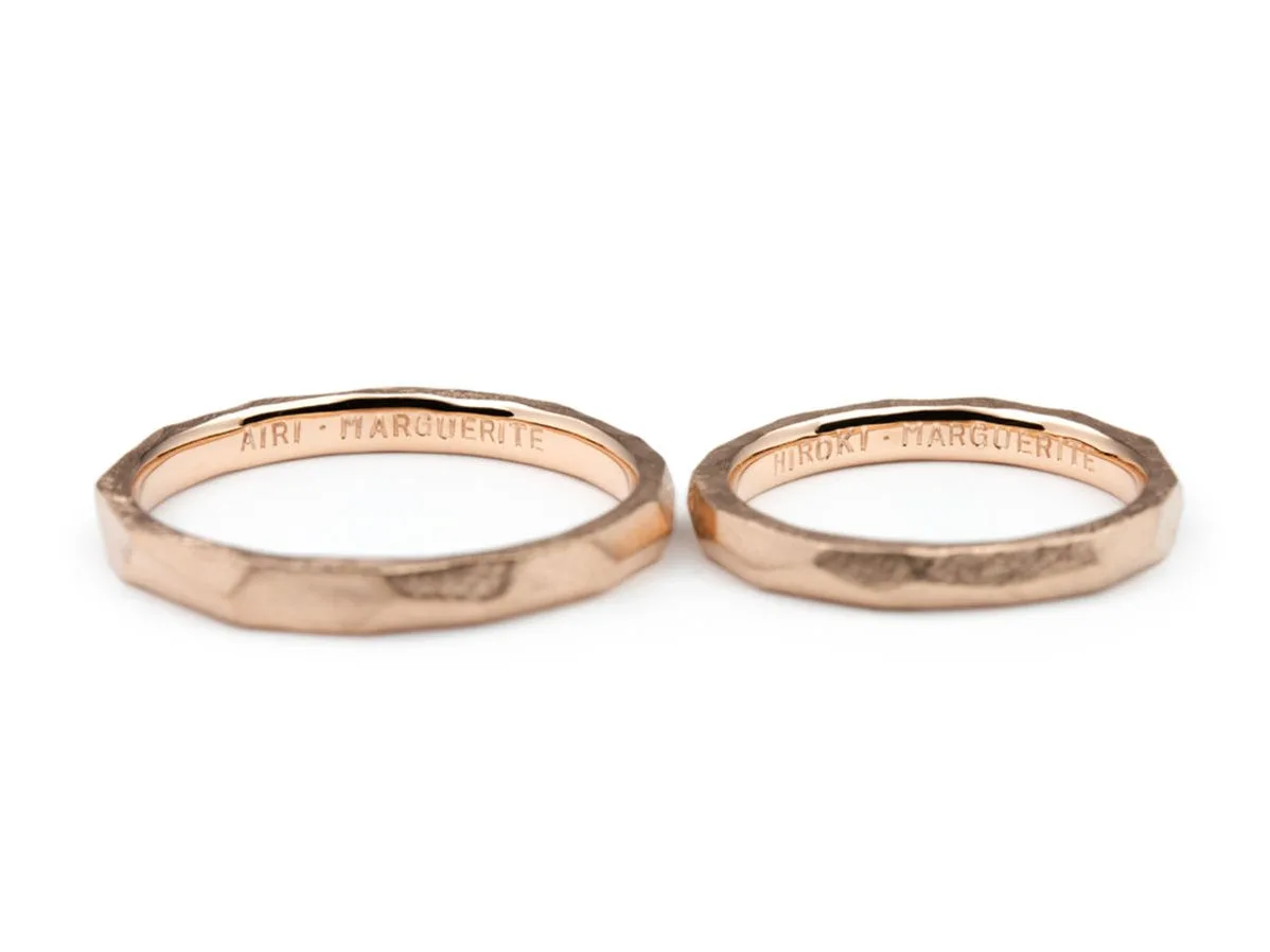 ファセットにアンティーク加工を組み合わせた手作り結婚指輪 2