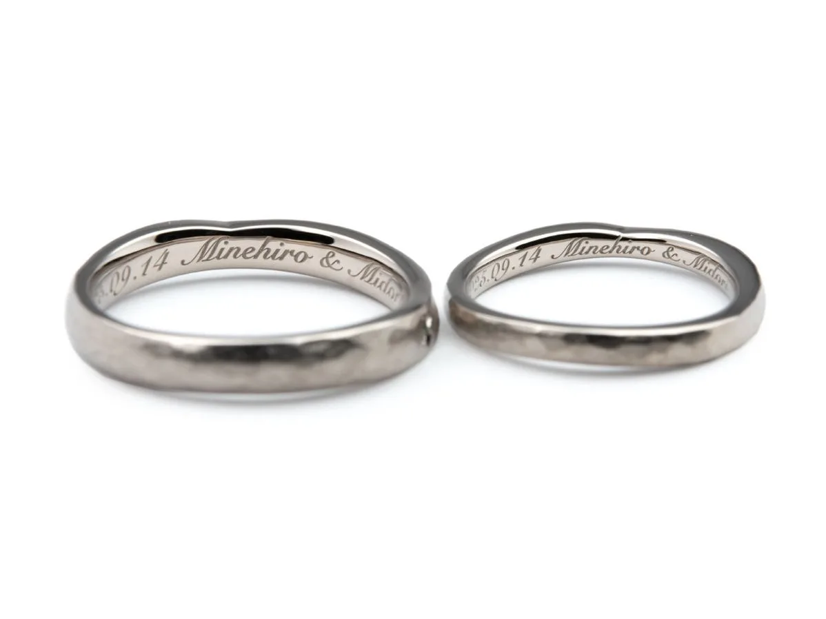 ホワイトゴールドのおしゃれなオーダーメイド結婚指輪 2