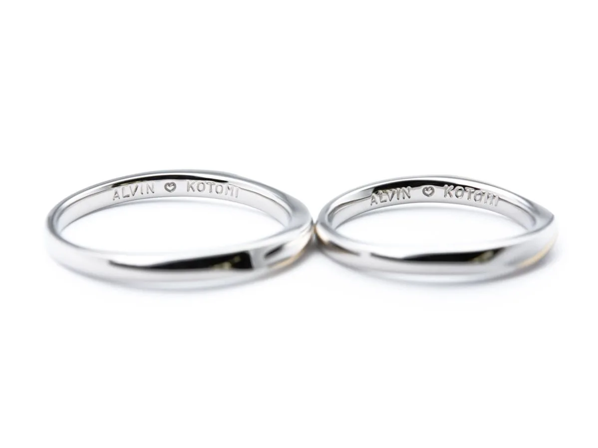 スターダスト加工と五光留めが輝くひねりの手作り結婚指輪 2